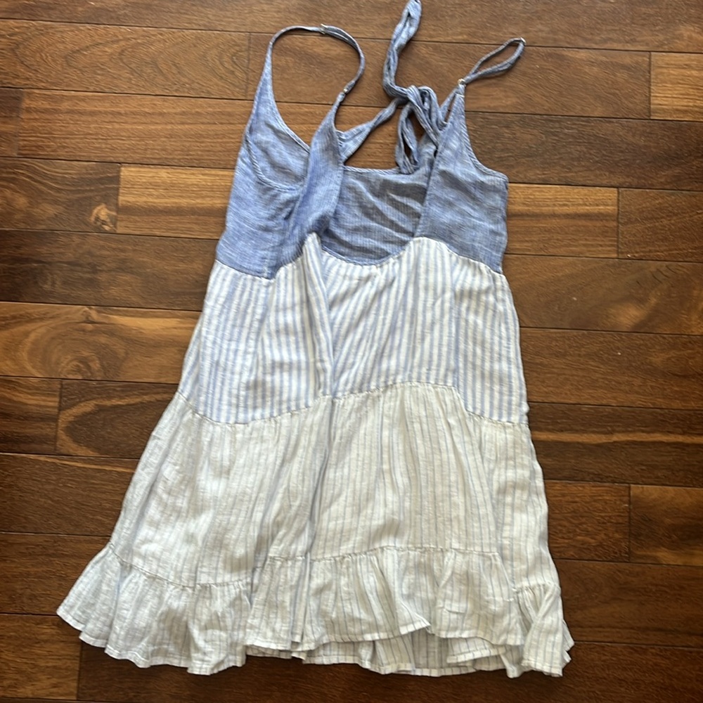 Rails Dress - Picture 3 of 3